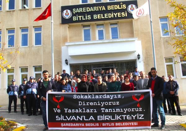 Bitlis Belediyesi İşçileri Silvan İçin İş Bıraktı