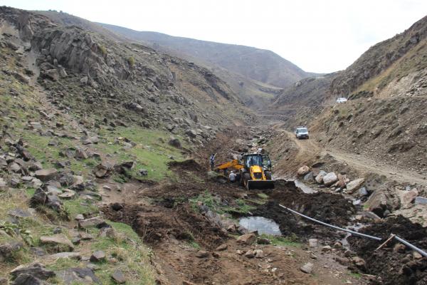 Bitlis’te Su Sorununu Çözmek İçin Çalışmalar Devam Ediyor