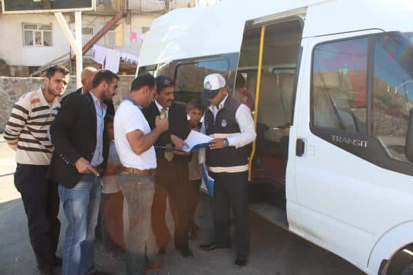 Bitlis’te Zabıtalar Öğrenci Servis Araçlarını Denetledi