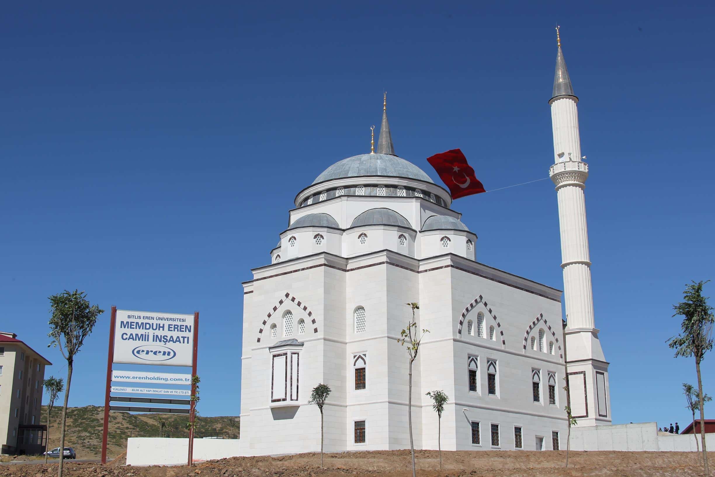 Memduh Eren Camii İbadete Açıldı
