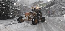 Bitlis Belediyesinden karla mücadele çalışması