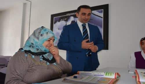 Kaymakam Alibeyoğlu, Aile Destek Merkezini ziyaret etti