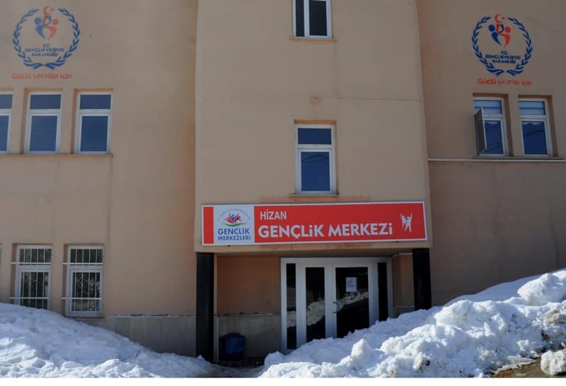 Hizan’da Gençlik Merkezine Yoğun İlgi