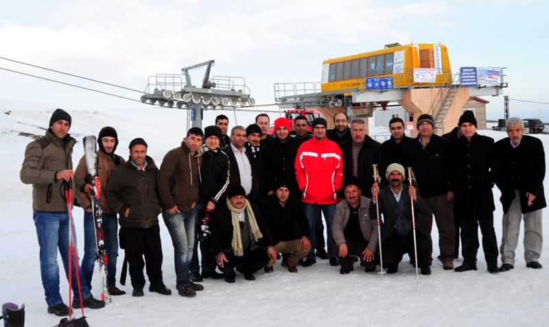 Hizanlılar Kayak Merkezinde Bir Araya Geldiler