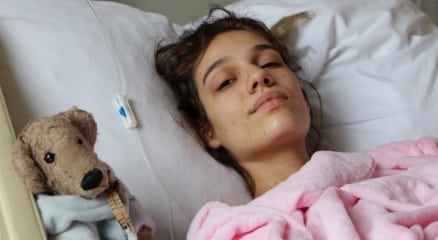 Beşiktaş’taki hain saldırıda yaralanan Alize Çekiç patlama anını anlattı haberi