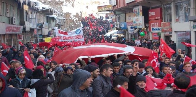 Bitlis’te teröre lanet mitingi